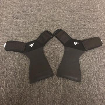 ���� adidas �A�f�B�_�X �p���[�O���b�v L/XL