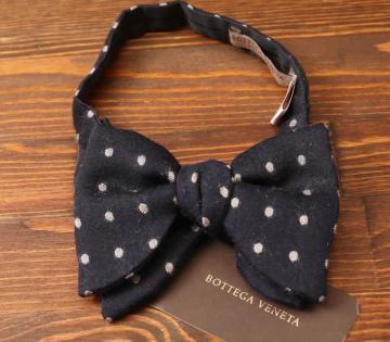 �V�i BOTTEGAVENETA ���l�N�^�C