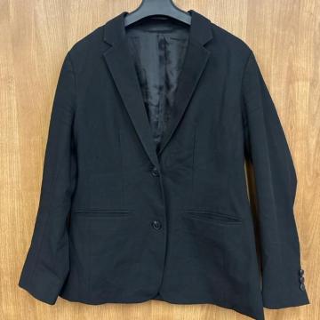 ���� UNIQLO ���j�N�� �e�[���[�h�W���P�b�g �u���b�N