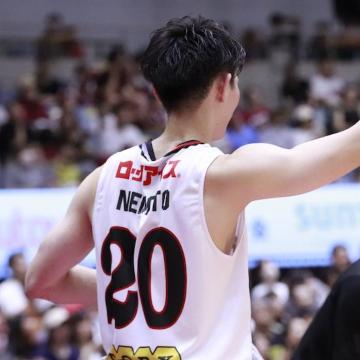 20 根本 大選手 実着用・直筆サイン入りユニフォーム（AWAY）上下