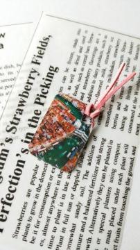 �n���h���C�h/�~�j������/�u�b�N�}�[�J�[/���E�̌i�F�C