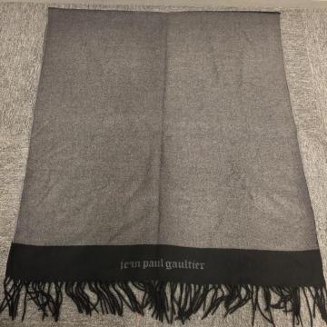  jean paul gaultier }t[