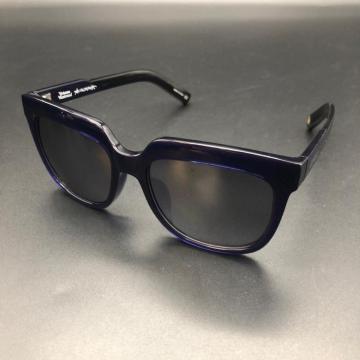  Vivienne Westwood ANGL MANIA TOX