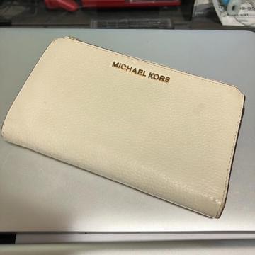 【マイケルコース MICHAEL KORS】 ダブルジップ /  二つ折り財布