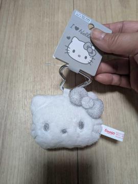 �T�����I �n���[�L�e�B I ?? Hello Kitty �ʂ�����݃L�[�z���_�[ �艿990�~