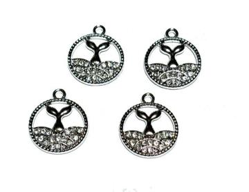 240 銀色ジルコニア付きのマーメイドテール 4個入り 人魚 尻尾 ヒレ◯