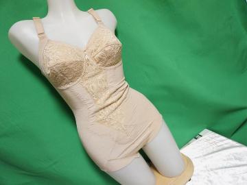 �g�����v�@�{�f�B�X�[�cD70M �x�[�W��