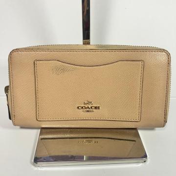 COACH �R�[�` ���E���h�t�@�X�i�[ �����z �x�[�W�� ���f�B�[�X