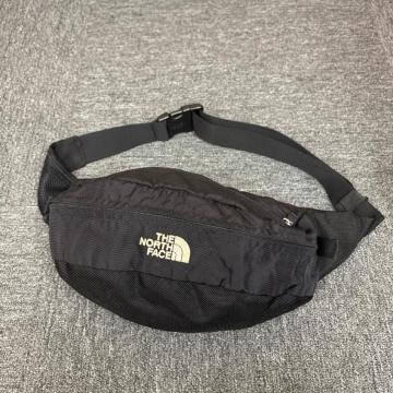���� THE NORTH FACE �m�[�X�t�F�C�X �{�f�B�o�b�O NM71904
