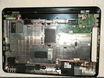 【動作品】DELL Inspiron N5110?ボトムカバー(インターフェース)?コネクター・端子?類