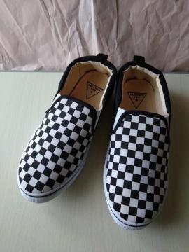 Xb|@vg@fB[XkTCY@24`25cm@`FbNBK@WbvR[|[V@`FbJ[