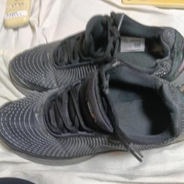 NIKE �i�C�L �V���b�N�X TL�� �X�j�[�J�[ �u���b�N ��24.5cm ����