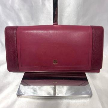 GIVENCHY �W�o���V�[ �����z ���C���J���[ ���܌� �{���h�[ ���f�B�[�X