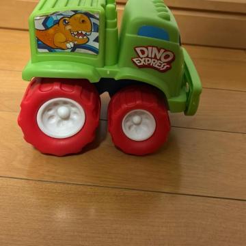車のおもちゃ
