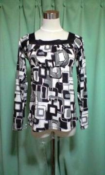 �􉽊w�͗l�`���j�b�N�O���[