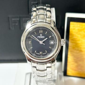 FENDI �t�F���f�B �N�I�[�c 062-761 QZ �u���b�N������ �f�C�g ���f�B�[�X�r���v