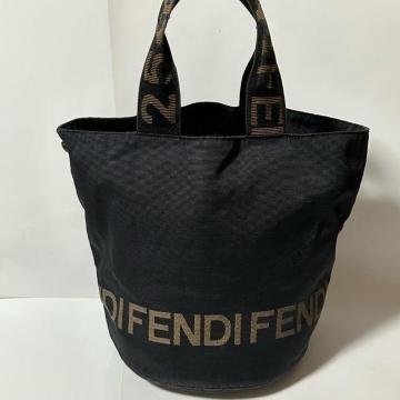 FENDI �t�F���f�B �L�����o�X �g�[�g�o�b�O �n���h�o�b�O �u���b�N �u���E�� �V���o�[����