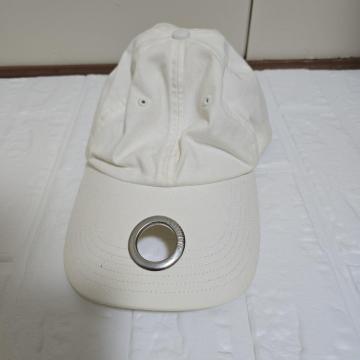 Vetements Reebok�@���F�g�����@���[�{�b�N�@�L���b�v�@�X�q�@��