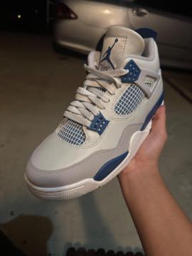 NIKE AIR JORDAN 4 RETRO Military Blue �i�C�L �G�A�W���[�_��4 �X�j�[�J�[