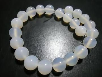 �V�R�΁��z���C�g�A�Q�[�g�@���E���h�W�����@���A