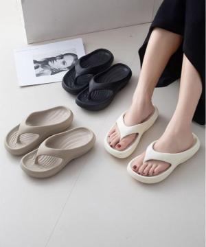 �������� �V�i �r�[�`�T���_�� ���f�B�[�X �y�ʌC