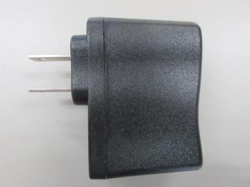 USB  Charger INPUTFAC100-240V` 50/60Hz OUTPUT