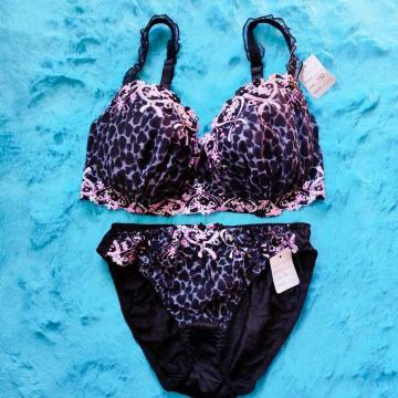 エロ可愛ッ。。。F80×L。。ハート豹柄メッシュレース。。ゴージャス刺繍ブラジャー&ショーツセット。。大きいサイズグラマー。。。