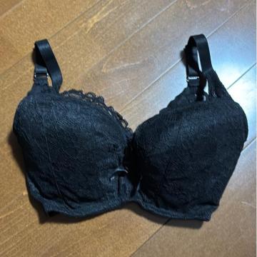 aimerfeel �u���̂� F65