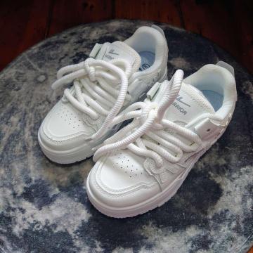 Vi 22.5cm fB[X Xj[J[ zCg V[Y C [Jbg 