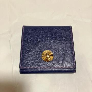 【アンティーク】【Laura Biagiotti】 レザー / 二つ折り財布