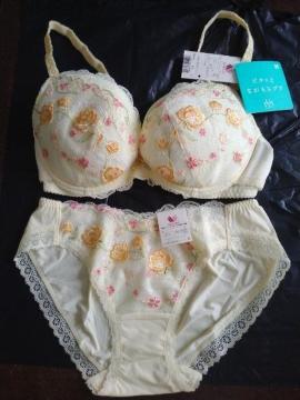 ViLALANR[E75LuW[V[cZbgCG[