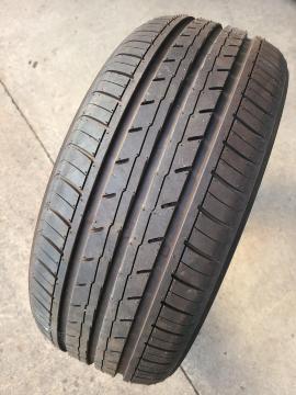 @215/40R18 Rn}@bluEarth-es  ES32  1{@usedi