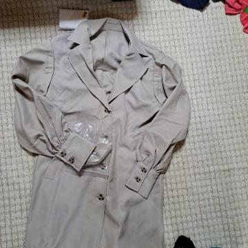グレイルコート