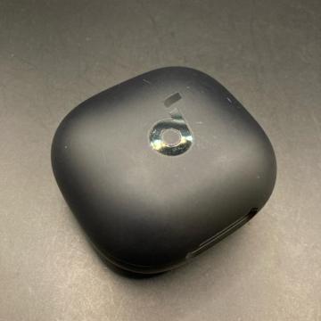 ���� soundcore P40i ���C�����X�C���z�� �[�d�P�[�X�̂� �u���b�N