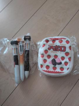 �����A�|���`���R���[�g�|�[�`���`�����`���R�Ȃǃ`���R���[�g���`�[�t�{�[���y��3�{�Z�b�g