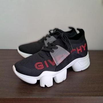 GIVENCHY �W�o���V�[ �r�b�O ���S �`�����L�[�\�[�� �X�j�[�J�[/�����Y/41�����~��