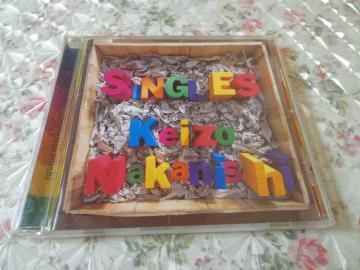 CD  \OuSINGLES v CDABlu-rayADVD 2ő180~