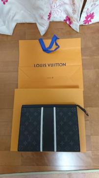 LOUIS VUITTON~fragment qV