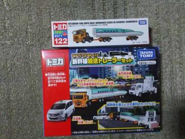 新幹線輸送トレーラーセット はやぶさE5 H5 セレナ先導車 エルフ後方警戒車