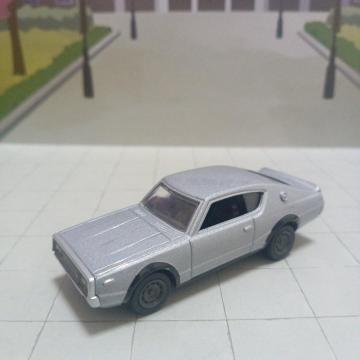 �X�J�C���C���P�������E�~�j�J�[