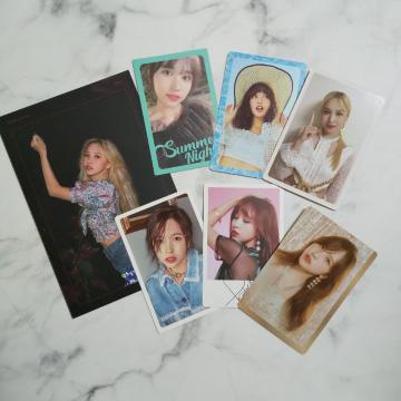 TWICE~iTgJ&|XgJ[hȂǁV_