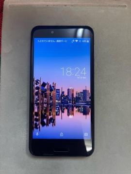 AQUOS sense basic SHV40 32GB �u���b�N au ����i