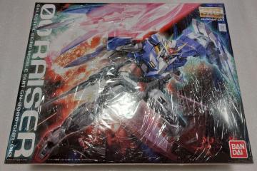 MG 1/100 �_�u���I�[���C�U�[ �K���_�� Bandai�ԃ��x��