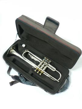 YAMAHA YTR-136gybgEiEI