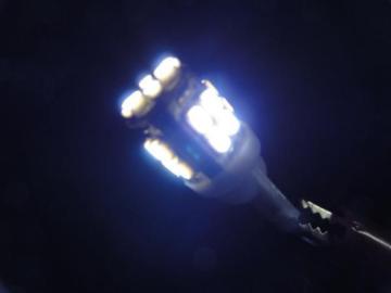 zCg T10SMD22ALEDou EFJv J[eV