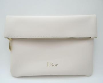Christian Dior fBI[ Nb` |[` mxeBUSEDyz
