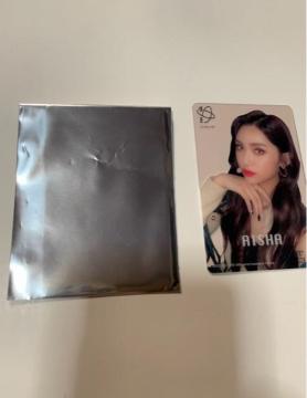 EVERGLOW �A�V���@�����g���J�@�^�����R���T