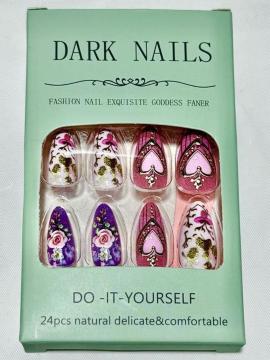 新品 ネイルチップ 送料込 ハート ピンク 24枚セット 接着シール 箱付 格安