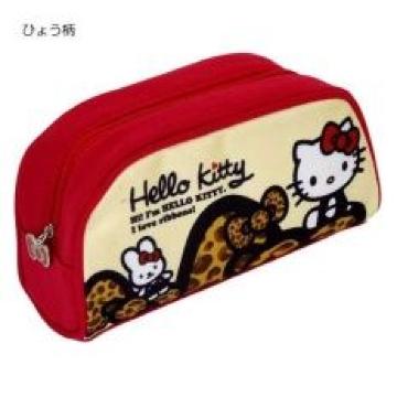 【キティ】可愛い♪収納力抜群 スクエアポーチ ヒョウ柄