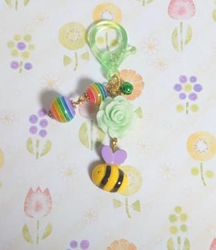 ハンドメイド♪ジャラジャラ★”ビーズチャームC蜜蜂さん